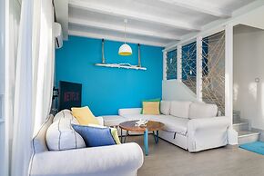 Seabreeze Villa - with Jacuzzi & heated pool