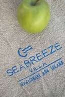 Seabreeze Villa - with Jacuzzi & heated pool