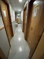 New Guangzhou Guesthouse - Hostel