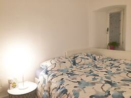 In Swiss Home - Rathaus 1284 historical