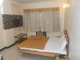 Hotel Pooja International