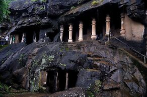 Hotel Pooja International