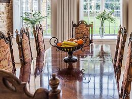 Ecton House