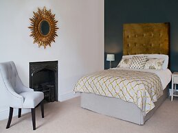 Ecton House