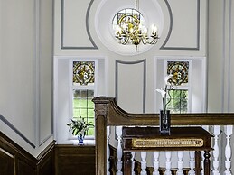 Ecton House