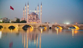 Adana Saray Hotel