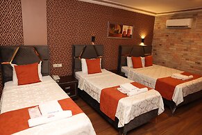 Adana Saray Hotel