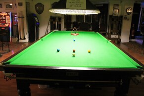 The Glastonbury Hotel