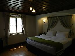 Aslibey Konagi - Adults Only