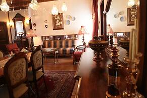 Aslibey Konagi - Adults Only