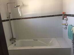 Eagle Suites Guest House