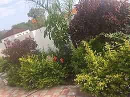 Eagle Suites Guest House