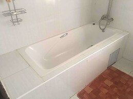 Eagle Suites Guest House