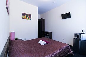 SuperHostel on Nevsky 130