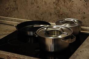 Adagio on Isaak square