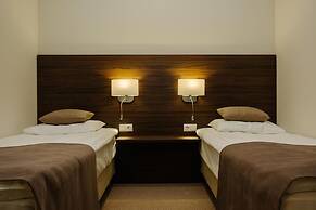 Adagio on Isaak square