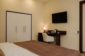 Adagio on Isaak square