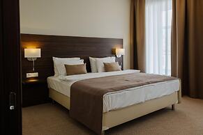 Adagio on Isaak square