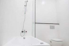 Adagio on Isaak square