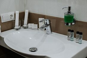 Adagio on Isaak square