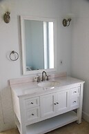 Fountain Bay Resort & Marina