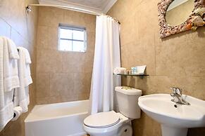 Fountain Bay Resort & Marina