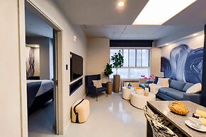 Pierce Boutique Apartments