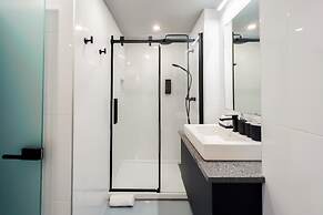 Pierce Boutique Apartments