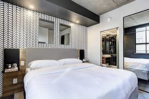 Pierce Boutique Apartments