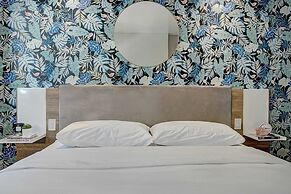 Pierce Boutique Apartments