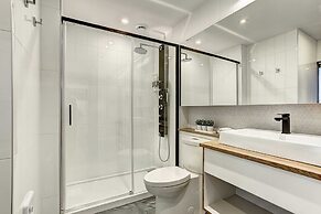 Pierce Boutique Apartments