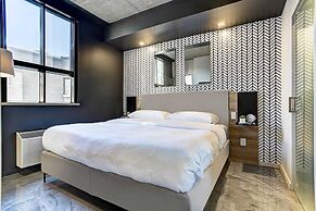 Pierce Boutique Apartments