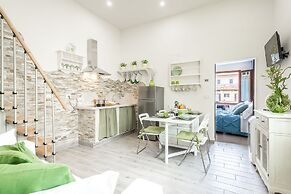 Dreamy Guelfa by Mmega