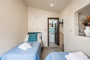 Dreamy Guelfa by Mmega