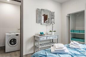 Dreamy Guelfa by Mmega