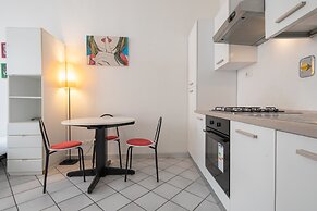 Santa Croce Apartments by Mmega