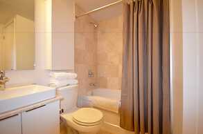 Platinum Suites - Modern Luxury High Rise Condo