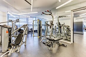 Platinum Suites - Modern Luxury High Rise Condo