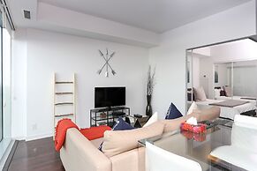 Platinum Suites - Breathtaking CN Tower View