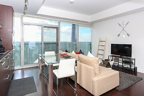 Platinum Suites - Breathtaking CN Tower View