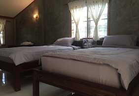 Ban Suan Tawan Chiang Dao