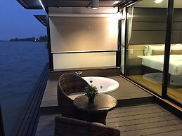 Blue Sky Raft at Kanchanaburi