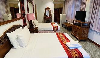 Baan Rim Kwai Paerimnam Resort