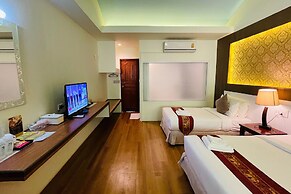 Baan Rim Kwai Paerimnam Resort