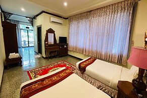 Baan Rim Kwai Paerimnam Resort