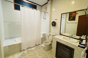 Baan Rim Kwai Paerimnam Resort