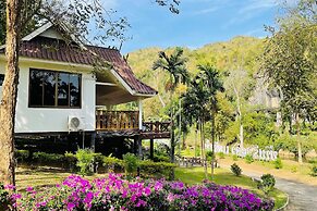 Baan Rim Kwai Paerimnam Resort