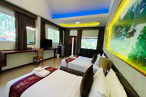 Baan Rim Kwai Paerimnam Resort