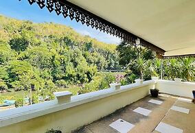 Baan Rim Kwai Paerimnam Resort