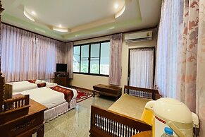 Baan Rim Kwai Paerimnam Resort